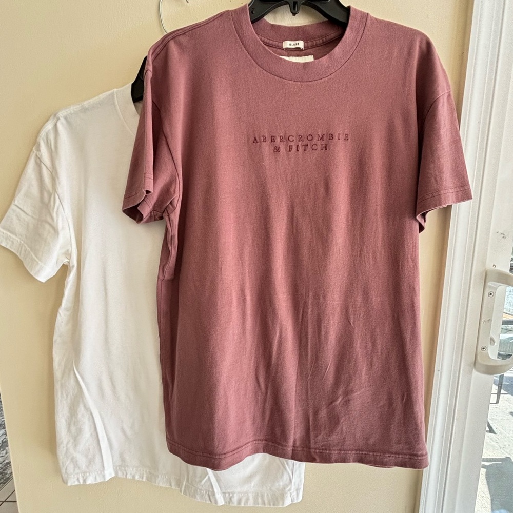 Abercrombie shirt for men bundle of two Size M white & burgundy - Picture 3 of 9
